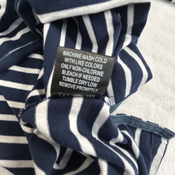 Nursing Queen Womens Navy Striped Nursing Top XL 3/4 Sleeve with Hidden Zipper - Picture 8 of 11